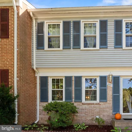 Buy this 3 bed townhouse on Moline Place in Rollingwood, Fairfax County