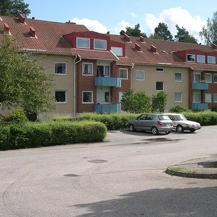 Rent this 1 bed apartment on Kronogårdsgatan in 461 29 Trollhättan, Sweden