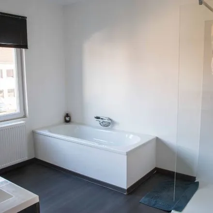 Rent this 3 bed apartment on Hogerheide 11 in 2860 Sint-Katelijne-Waver, Belgium