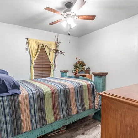 Image 9 - The Roxton House Guest Cottage, Lamar Street, Roxton, Lamar County, TX 75477, USA - House for sale