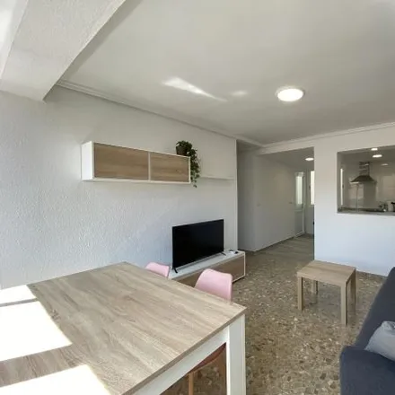 Rent this 4 bed apartment on Carrer de Josep Benlliure in 57, 46011 Valencia