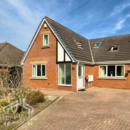 Buy this 5 bed house on Heyhouses Lane in Lytham St Annes, FY8 3RQ