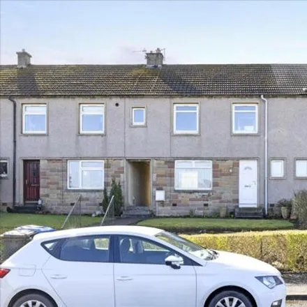 Buy this 3 bed townhouse on Windsor Square in Penicuik, EH26 8ET