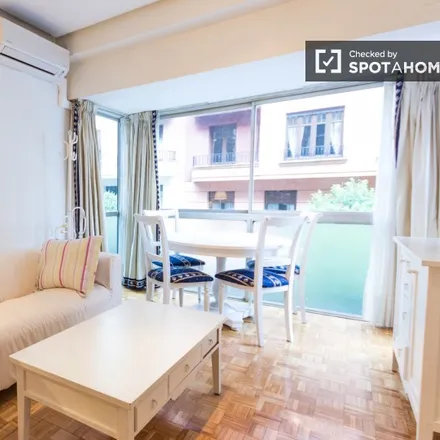 Rent this 1 bed apartment on Calle de Lagasca in 72, 28001 Madrid