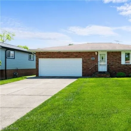 Buy this 3 bed house on 24697 Robinia Drive in Bedford Heights, OH 44146