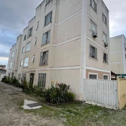 Buy this 2 bed apartment on Rua Aurélio Buarque de Holanda in Verdes Mares, Rio das Ostras - RJ