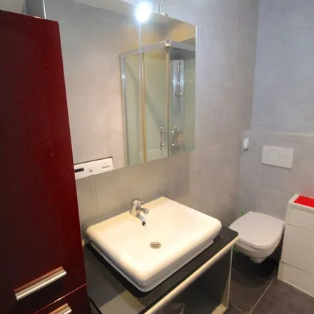 Rent this 1 bed apartment on Carnotstraat 32 in 2060 Antwerp, Belgium