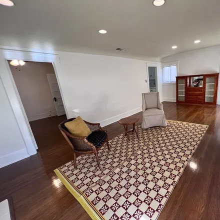 Image 4 - 4209 Virginia Avenue, Los Angeles, CA 90029, USA - House for rent