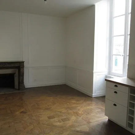 Rent this 1 bed apartment on 15 bis Place du Général de Gaulle in 35500 Vitré, France