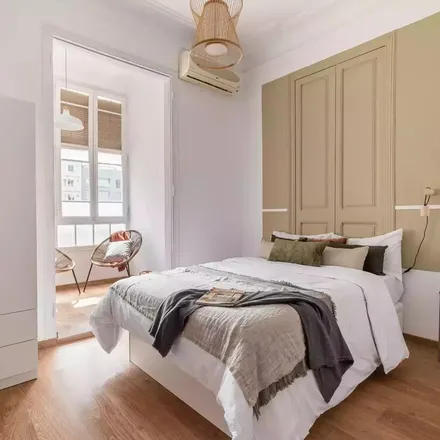 Rent this 6 bed apartment on Carrer de Calàbria in 29, 08015 Barcelona