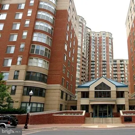 Buy this 2 bed condo on Lexington Square 3835 in 3835 9th Street North, Arlington