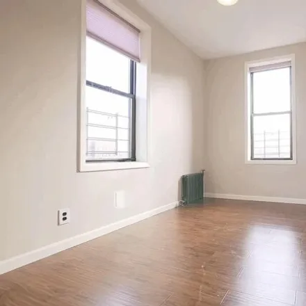 Image 4 - 1800 Ocean Parkway, New York, NY 11223, USA - House for rent