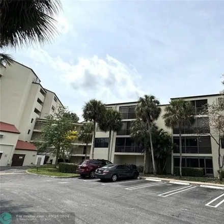 Rent this 2 bed apartment on unnamed road in Pompano Beach, FL 33069