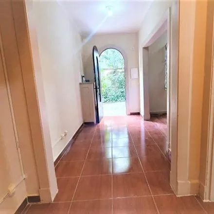 Rent this studio house on Rua Barra Funda 78 in Campos Elísios, São Paulo - SP