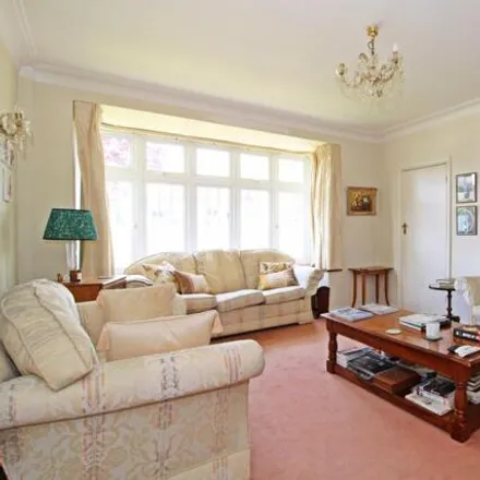 Image 2 - Kenwood Drive, London, BR3 6RA, United Kingdom - House for sale