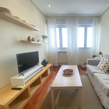 Rent this 4 bed apartment on Madrid in Paseo de la Castellana, 103
