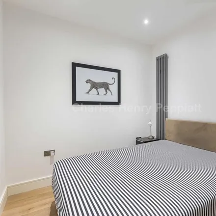Image 9 - Carlow House, Carlow Street, London, NW1 7LH, United Kingdom - Apartment for rent