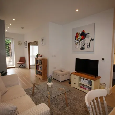 Image 2 - Alfa Aid, Bath Road, Maidenhead, SL6 4LB, United Kingdom - Apartment for rent