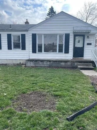 Rent this 3 bed house on 1399 Corona Street in Inkster, MI 48141