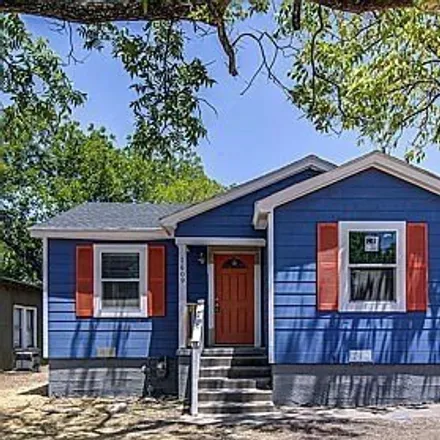 Buy this 2 bed house on 1609 North 18th Street in Waco, TX 76707