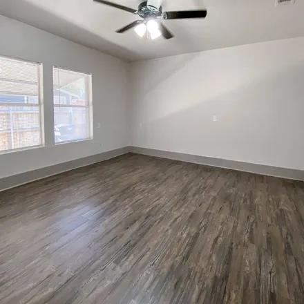 Rent this 1 bed room on Fort Worth