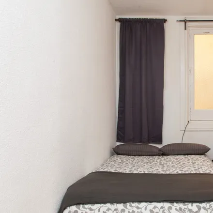 Rent this 12 bed room on Madrid in Iglesia de Scientology de España, Calle de Santa Catalina