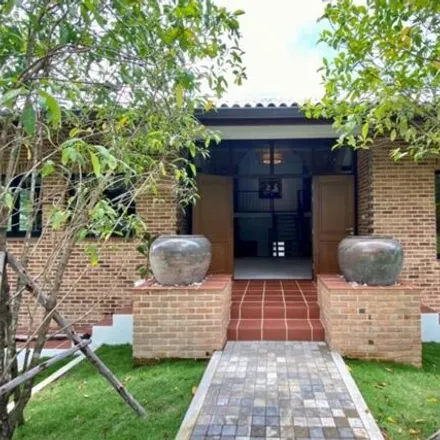 Rent this 3 bed house on unnamed road in Chiang Mai Province 50180, Thailand