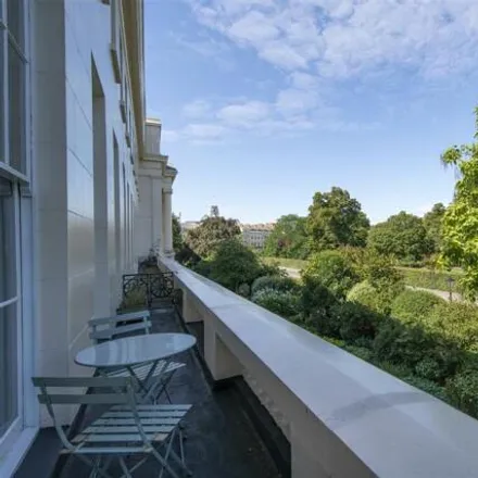 Image 8 - 1-33 York Terrace West, London, NW1 4QG, United Kingdom - Apartment for sale