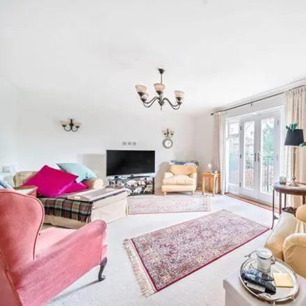 Image 3 - Kirtling Place, Winchester, SO22 5GW, United Kingdom - Apartment for sale