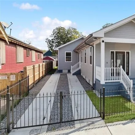 Buy this 4 bed house on 2321 Annette Street in New Orleans, LA 70119