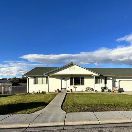 Buy this 3 bed house on 218 Eagle Street in Vale, Malheur County