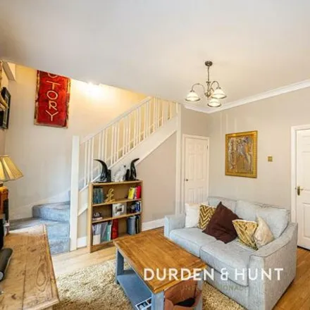 Image 7 - Hermon Hill, London, E11 1UP, United Kingdom - Townhouse for sale
