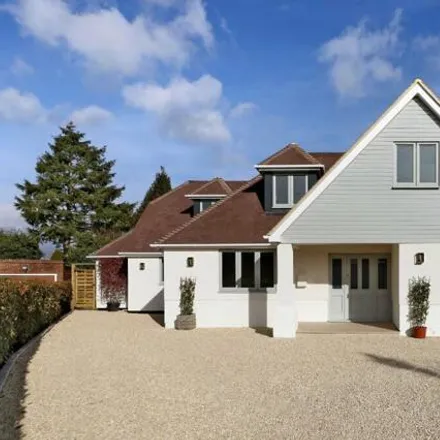 Buy this 6 bed house on Joiner's Close in Chalfont St Peter, SL9 0AZ