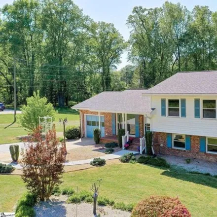 Buy this 3 bed house on 115 Montclair Road in Montclaire, Mauldin