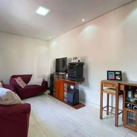 Buy this 3 bed house on Viaduto Monte Castelo in Santa Branca, Belo Horizonte - MG