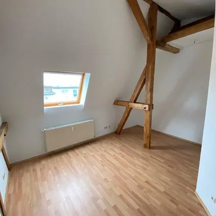 Rent this 3 bed apartment on Wolfenbütteler Straße 62 in 39112 Magdeburg, Germany