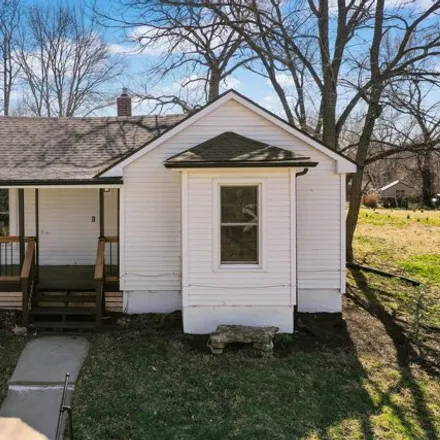 Buy this 2 bed house on 923 Sherman Avenue in Leavenworth, KS 66048