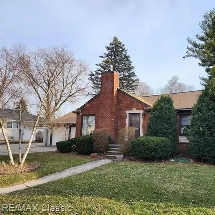 Buy this 3 bed house on 239 Broadacre Avenue in Clawson, MI 48017