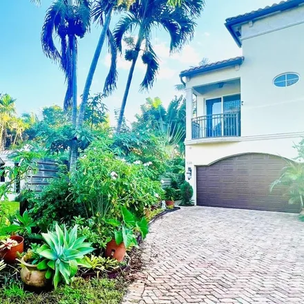 Image 2 - 1116 Southwest 8th Terrace, Fort Lauderdale, FL 33315, USA - Townhouse for sale