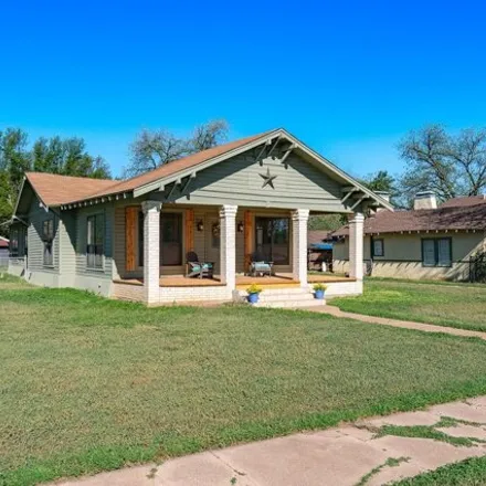 Buy this 3 bed house on 876 Meander Street in Abilene, TX 79602