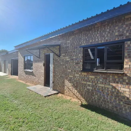 Image 2 - Opperman Street, Jan Cilliers Park, Welkom, 9460, South Africa - Apartment for rent