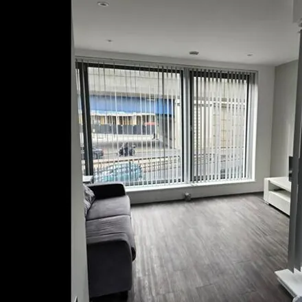 Image 1 - Wharfside Point South, 4 Prestons Road, Canary Wharf, London, E14 9EX, United Kingdom - Apartment for rent