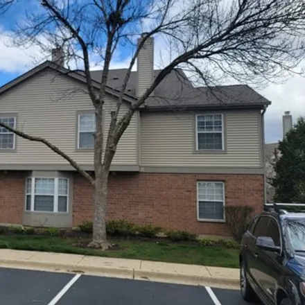 Buy this 2 bed townhouse on 1642 White Oak Lane in Schaumburg, IL 60195