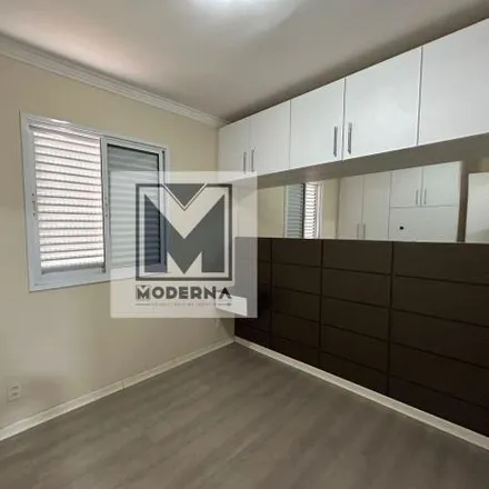 Buy this 3 bed apartment on Avenida Presidente Humberto de Alencar Castelo Branco 1449 in Vila Augusta, Guarulhos - SP