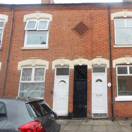 Rent this 2 bed townhouse on Diseworth Street in Leicester, LE2 0DB
