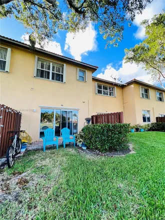 Image 4 - 3390 Northeast 13th Circle Drive, Homestead, FL 33033, USA - Townhouse for rent