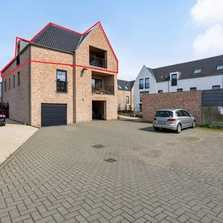 Rent this 3 bed apartment on Kabienstraat 1-1D in 2290 Vorselaar, Belgium