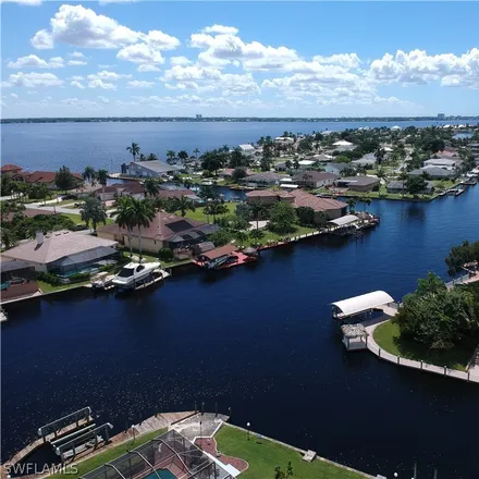 Buy this 3 bed house on 3128 Southeast 20th Place in Cape Coral, FL 33904