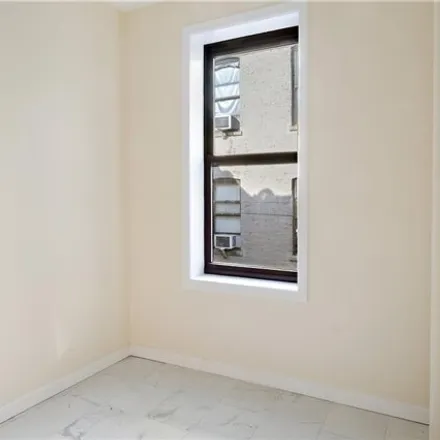 Image 6 - 1372 Shakespeare Avenue, New York, NY 10452, USA - Apartment for sale