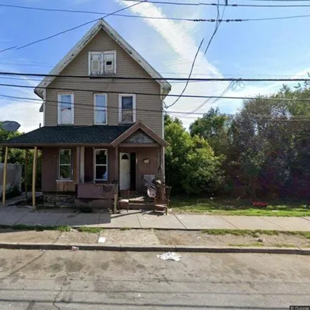 Buy this 9 bed house on 88 Liberty Street in City of Binghamton, NY 13901